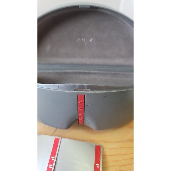 Mint Condition authentic PRADA oversized wrap SUNGLASSES with original case - Picture 3 of 5